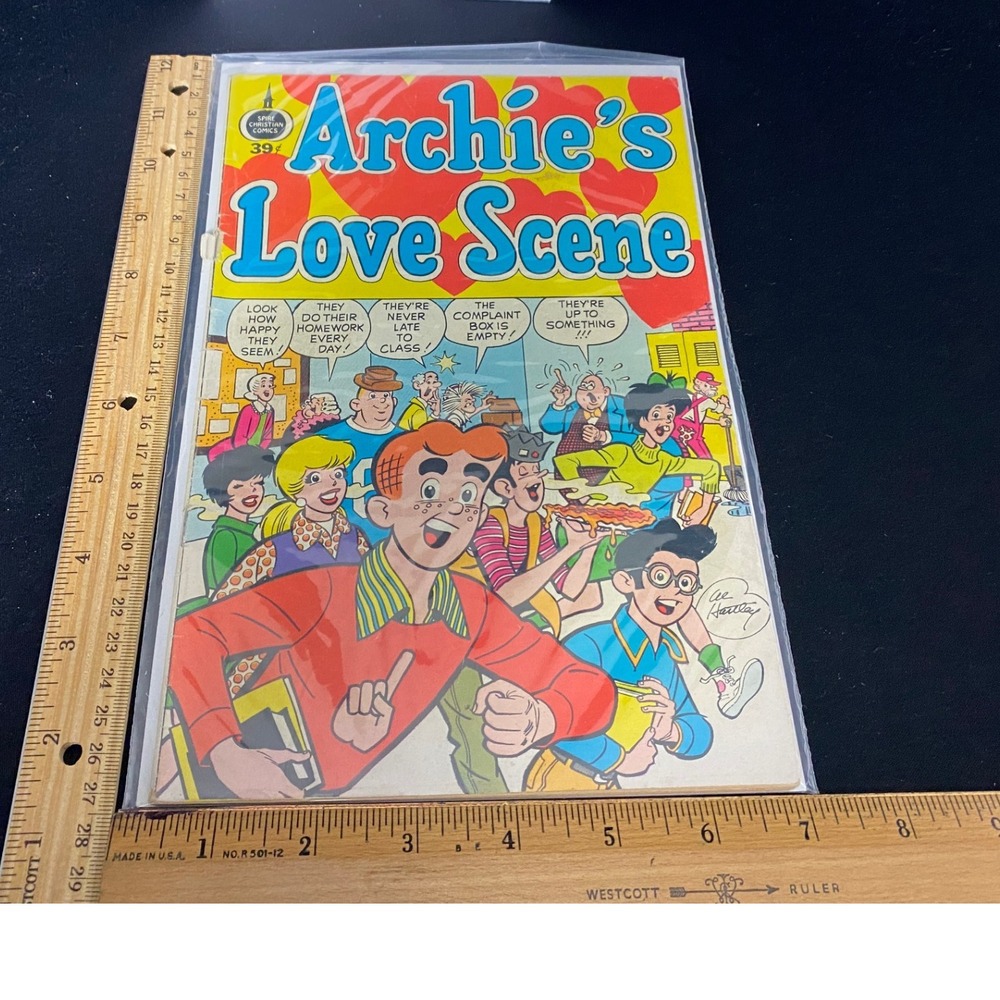 Archies Love‎ Scene Comic Book 393 Vintage Collectible Retro Pop Culture